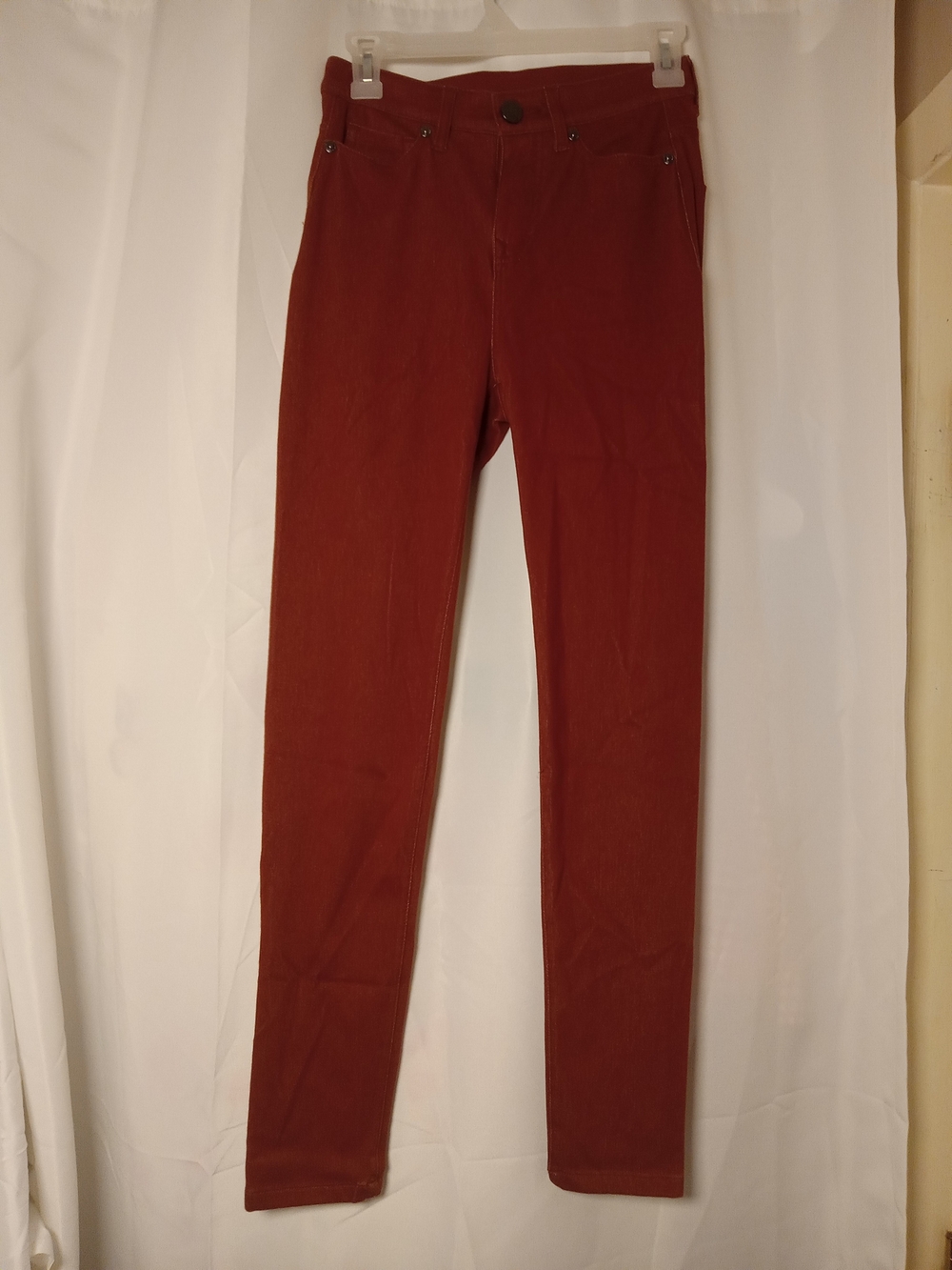 Size 0 DG2 by Diane Gilman Super Stretch Knit Denim Seamless Lean Jean